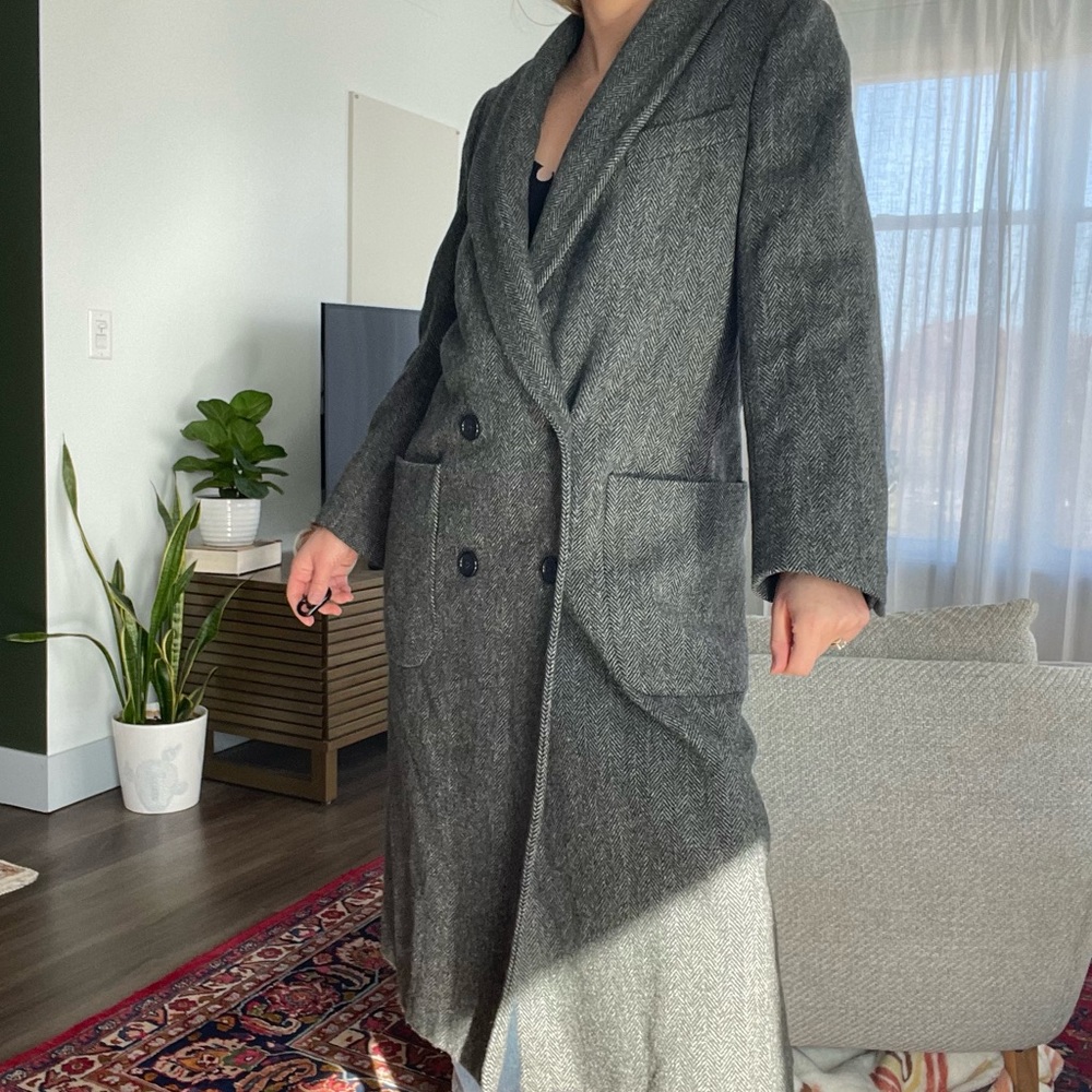 Grey Wool Coat Herringbone Vintage Charcoal Long Jacket Double Breasted Collared - Picture 8 of 8